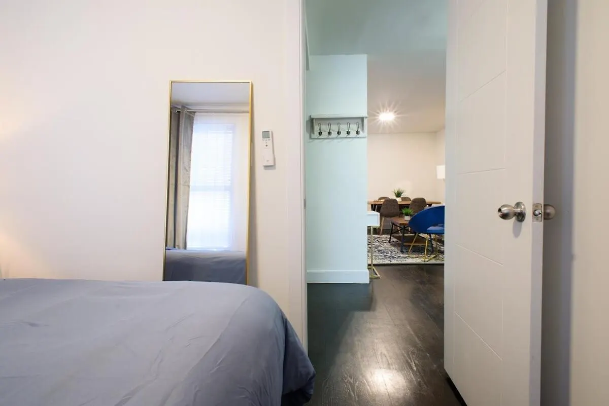 39-1 Renovated 3Br Prime Midtown West Daire New York